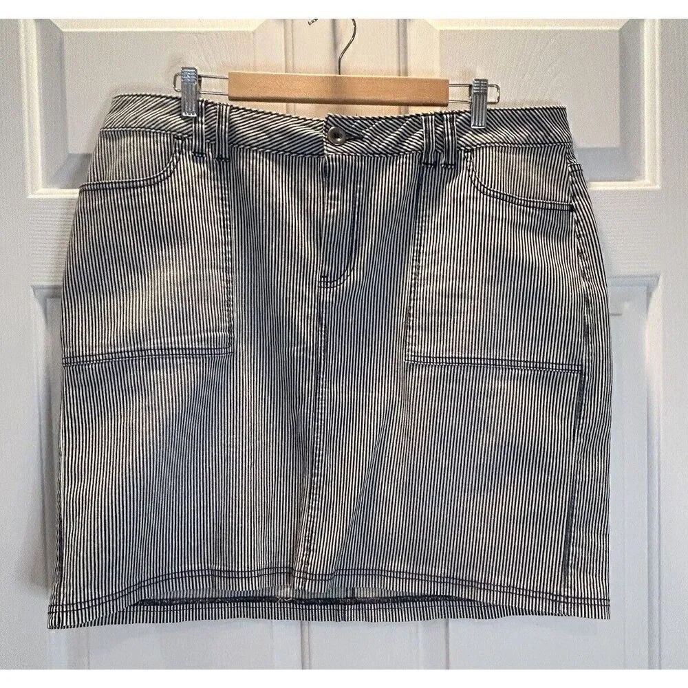 Lane Bryant Women's Engineer Stripe Short Stretchy Jean Skirt  Size 18